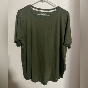 L.L. BEAN Classic Tulip Hem Essentials Everyday Casual T Shirt Olive Green Wms M